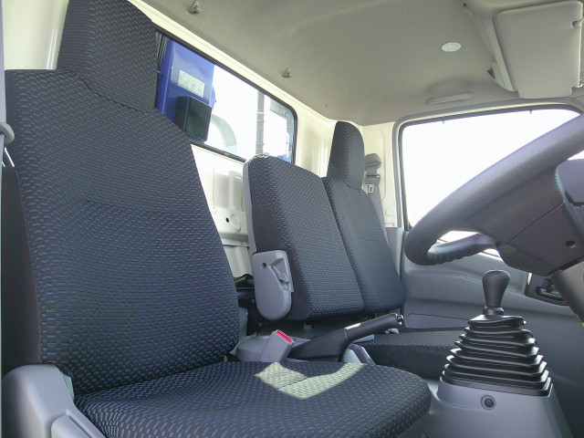 日野 デュトロ 小型 平ボディ（クレーン付） 2KG-XZU720(102382) 27枚目