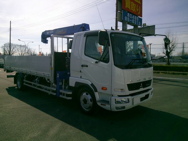 三菱ふそう ファイター 小型 平ボディ（クレーン付） 2KG-FK62F(102384) 3枚目