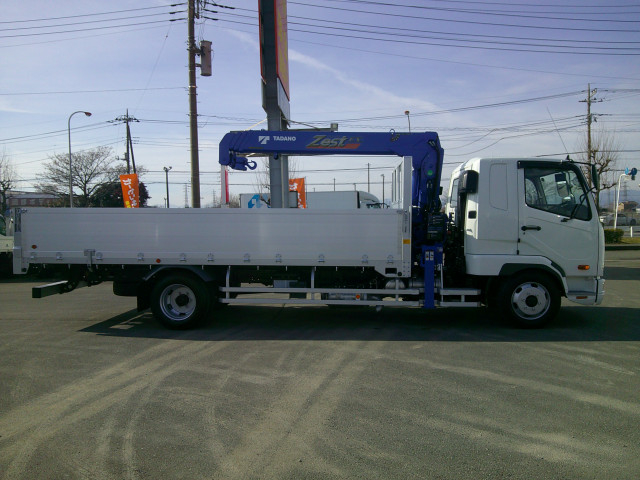 三菱ふそう ファイター 小型 平ボディ（クレーン付） 2KG-FK62F(102384) 4枚目