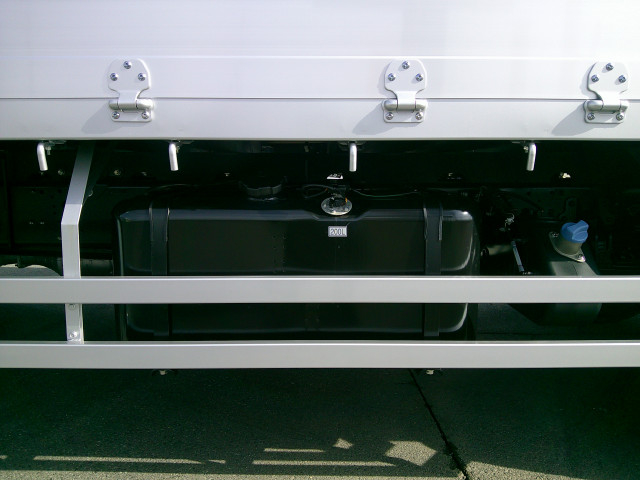 三菱ふそう ファイター 小型 平ボディ（クレーン付） 2KG-FK62F(102384) 35枚目