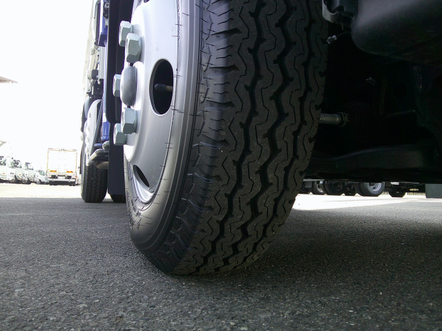 日野 デュトロ 小型 平ボディ（クレーン付） 2KG-XZU605M(102385) 29枚目