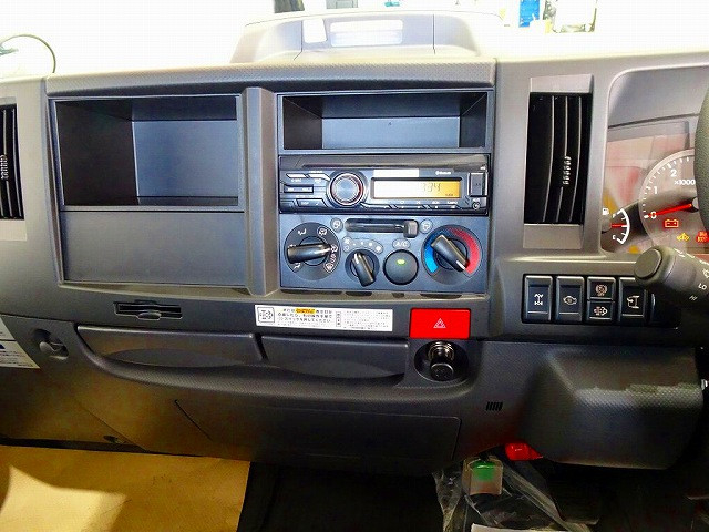 いすゞ エルフ 小型 土砂ダンプ 2PG-NKS88AD(102417) 10枚目