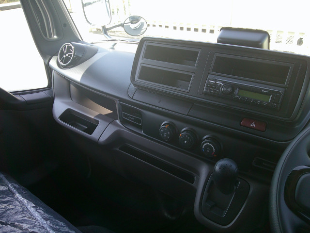 三菱ふそう キャンター 小型 Wキャブ 2RG-FBA20(102419) 17枚目