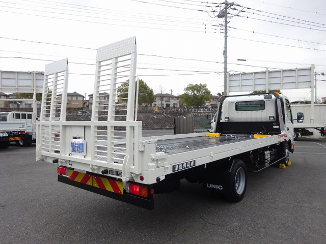 日野 デュトロ 小型 キャリアカー 2KG-XZU722M(102420) 2枚目