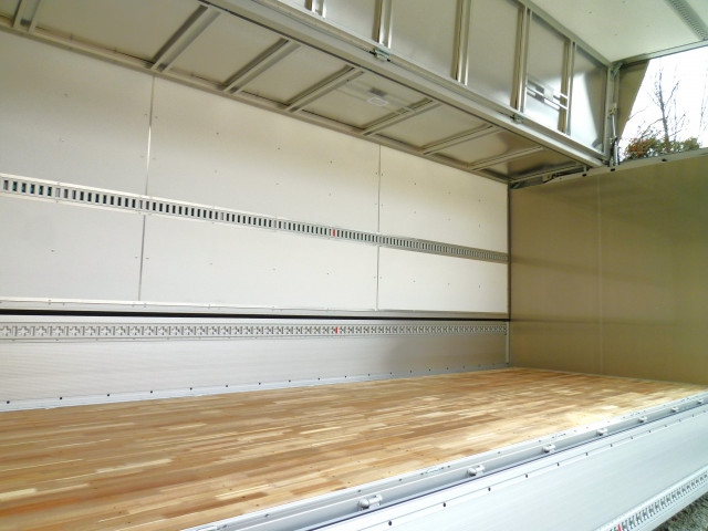 三菱ふそう ファイター 中型 ウィング 2KG-FK65F(102428) 20枚目