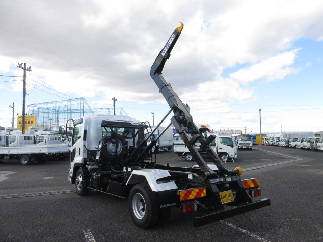 いすゞ フォワード 中型 コンテナ専用車 2RG-FRR90S4(102429) 10枚目