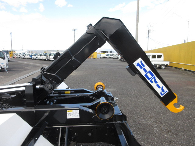 いすゞ フォワード 中型 コンテナ専用車 2RG-FRR90S4(102429) 20枚目