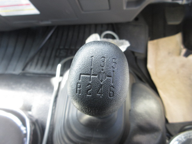 いすゞ フォワード 中型 コンテナ専用車 2RG-FRR90S4(102429) 27枚目