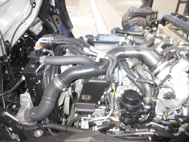 いすゞ フォワード 中型 コンテナ専用車 2RG-FRR90S4(102429) 33枚目