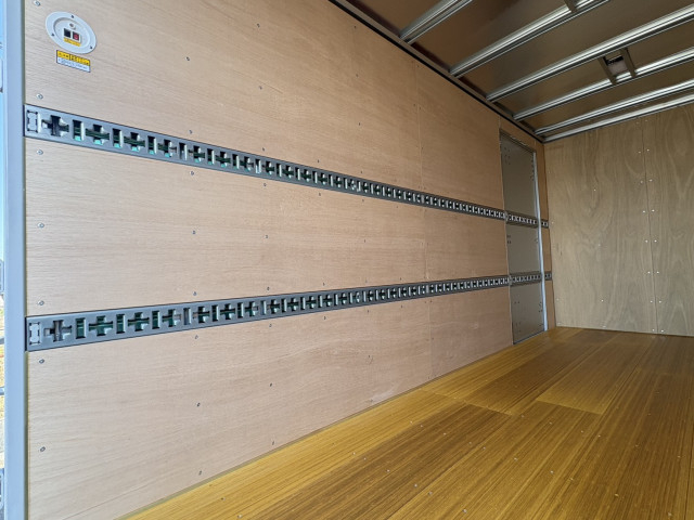 日野 デュトロ 小型 バン 2KG-XZU655M(102430) 10枚目