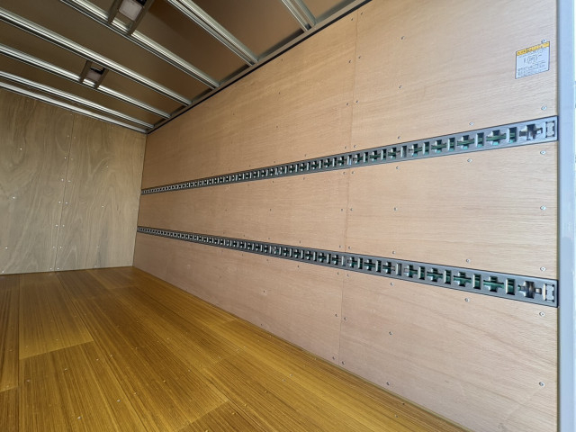 日野 デュトロ 小型 バン 2KG-XZU655M(102430) 11枚目