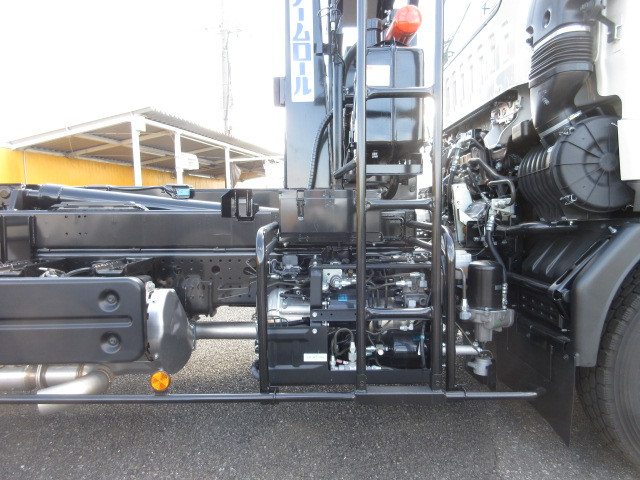 いすゞ フォワード 中型 コンテナ専用車 2RG-FRR90S4(102429) 41枚目