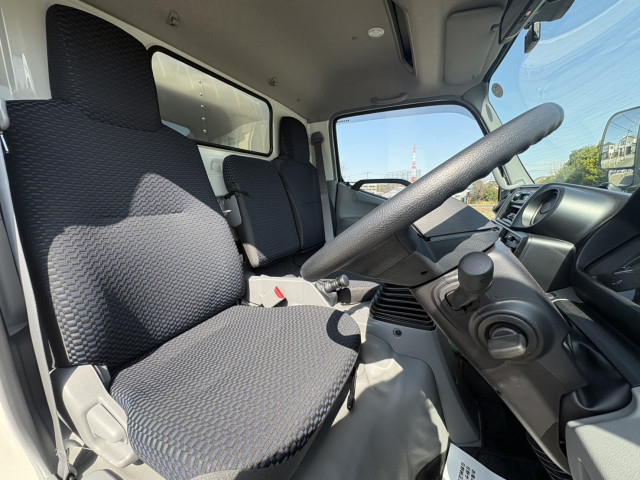 日野 デュトロ 小型 バン 2KG-XZU655M(102430) 23枚目
