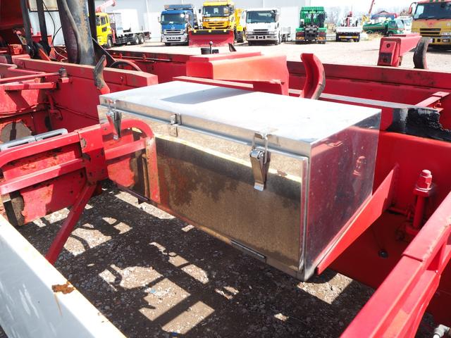 UDトラックス（日産） クオン 大型 土砂ダンプ *********(102431) 21枚目