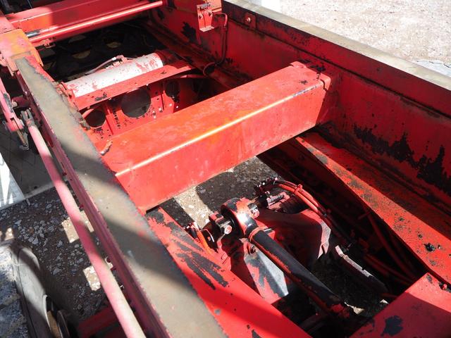 UDトラックス（日産） クオン 大型 土砂ダンプ *********(102431) 30枚目