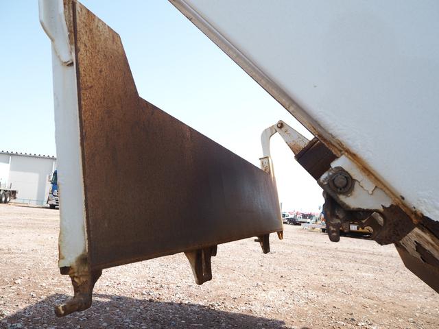 UDトラックス（日産） クオン 大型 土砂ダンプ *********(102431) 33枚目