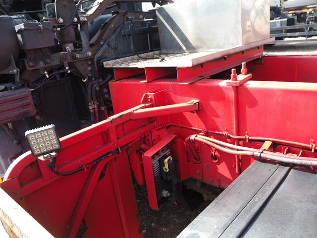 UDトラックス（日産） クオン 大型 土砂ダンプ *********(102431) 42枚目