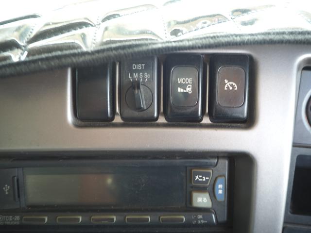 UDトラックス（日産） クオン 大型 土砂ダンプ *********(102431) 61枚目