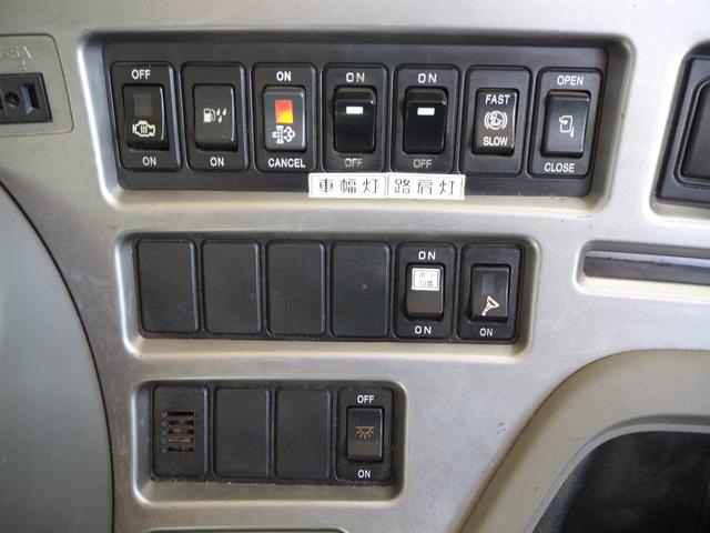 UDトラックス（日産） クオン 大型 土砂ダンプ *********(102431) 62枚目