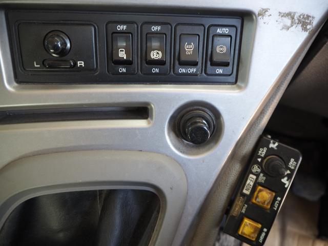 UDトラックス（日産） クオン 大型 土砂ダンプ *********(102431) 63枚目