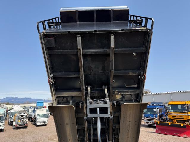 いすゞ ギガ 大型 土砂ダンプ *********(102434) 42枚目