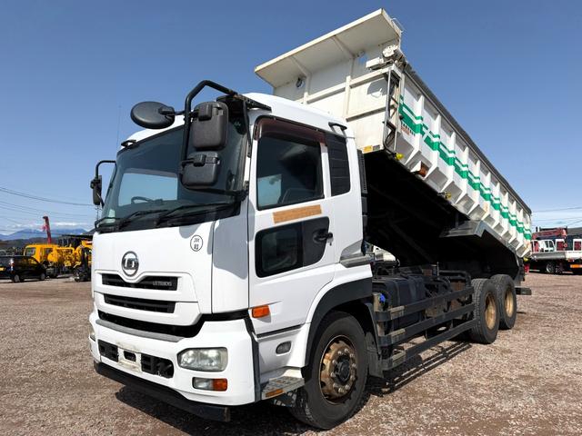 UDトラックス（日産） クオン 大型 土砂ダンプ *********(102435) 2枚目