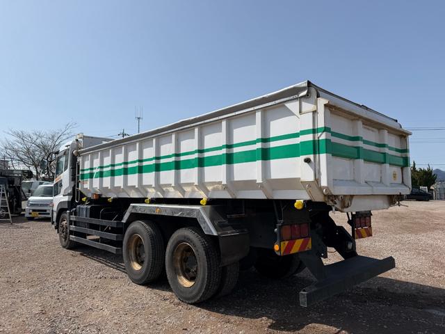 UDトラックス（日産） クオン 大型 土砂ダンプ *********(102435) 11枚目