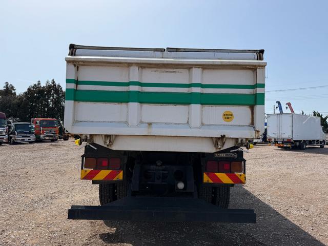 UDトラックス（日産） クオン 大型 土砂ダンプ *********(102435) 12枚目