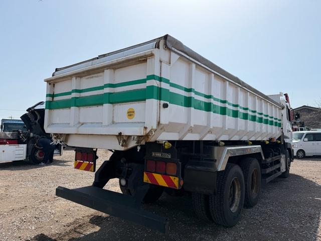 UDトラックス（日産） クオン 大型 土砂ダンプ *********(102435) 13枚目