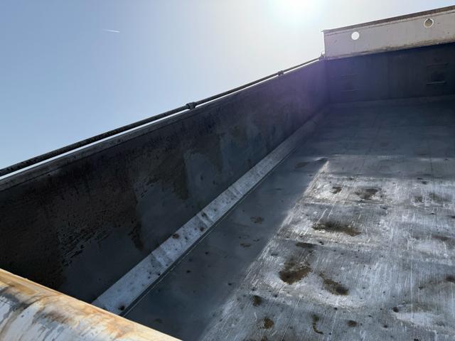 UDトラックス（日産） クオン 大型 土砂ダンプ *********(102435) 26枚目