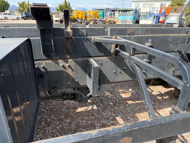 UDトラックス（日産） クオン 大型 土砂ダンプ *********(102435) 33枚目