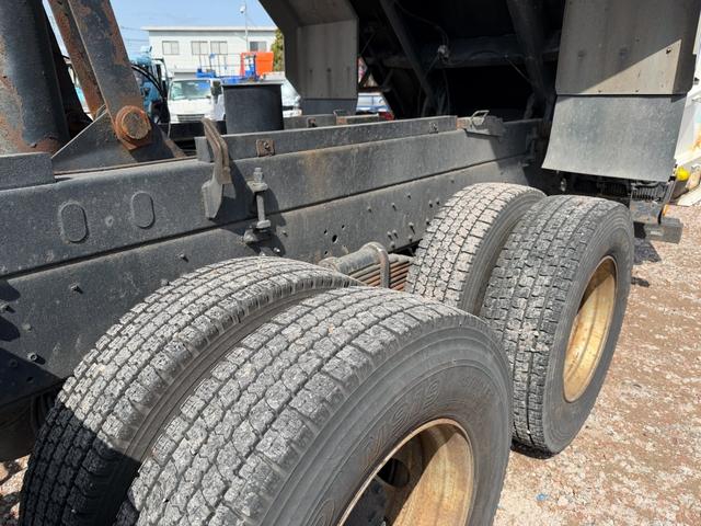 UDトラックス（日産） クオン 大型 土砂ダンプ *********(102435) 35枚目