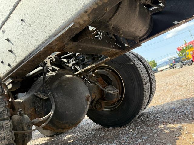 UDトラックス（日産） クオン 大型 土砂ダンプ *********(102435) 38枚目