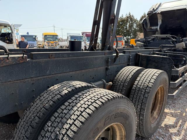 UDトラックス（日産） クオン 大型 土砂ダンプ *********(102435) 41枚目