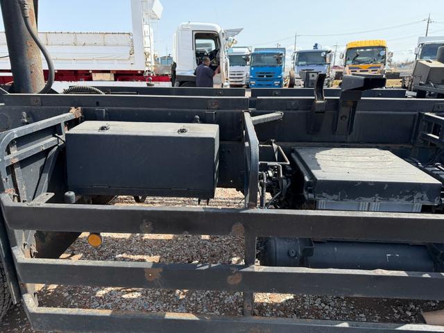 UDトラックス（日産） クオン 大型 土砂ダンプ *********(102435) 44枚目