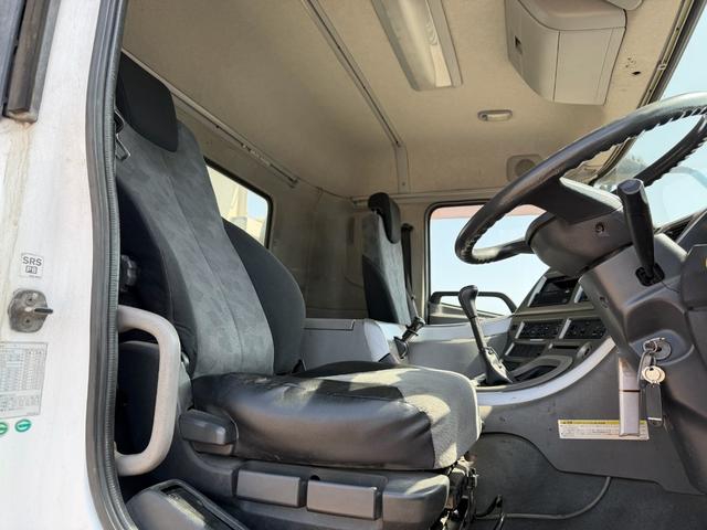 UDトラックス（日産） クオン 大型 土砂ダンプ *********(102435) 63枚目