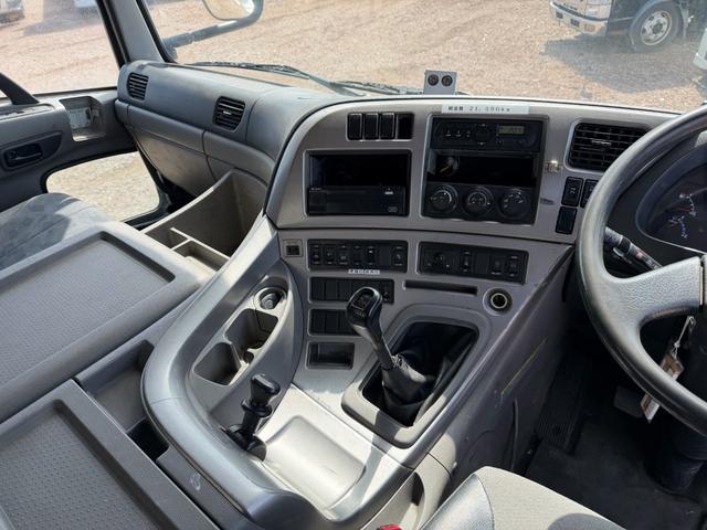 UDトラックス（日産） クオン 大型 土砂ダンプ *********(102435) 65枚目