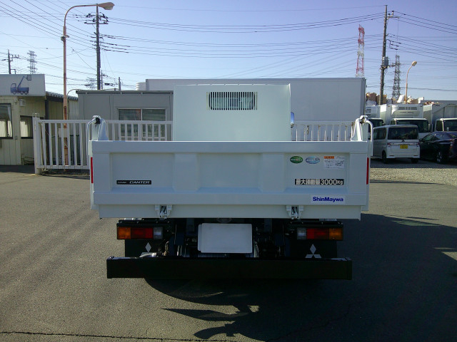 三菱ふそう キャンター 小型 土砂ダンプ 2RG-FBA60(102483) 7枚目