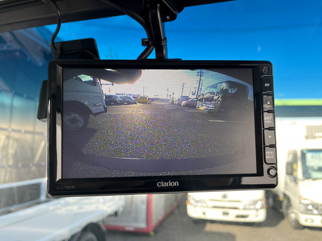 いすゞ エルフ 小型 平ボディ 2RG-NJR88A(102487) 24枚目