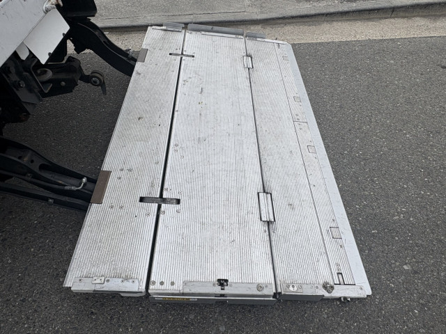 日野 デュトロ 小型 バン 2RG-XZU712M(102488) 17枚目