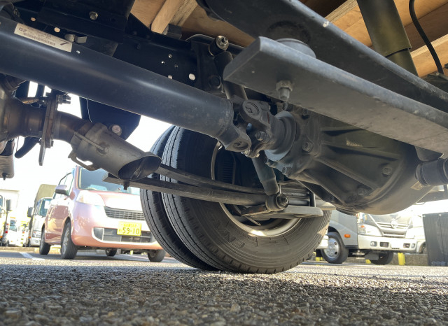 いすゞ エルフ 小型 平ボディ 2RG-NJR88A(102487) 38枚目