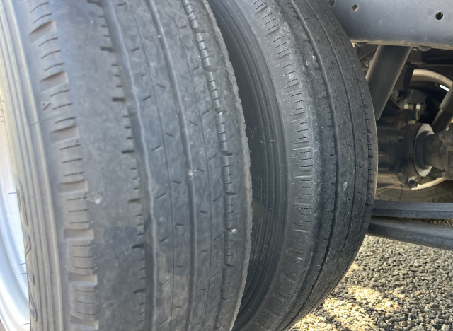 いすゞ エルフ 小型 平ボディ 2RG-NJR88A(102487) 46枚目