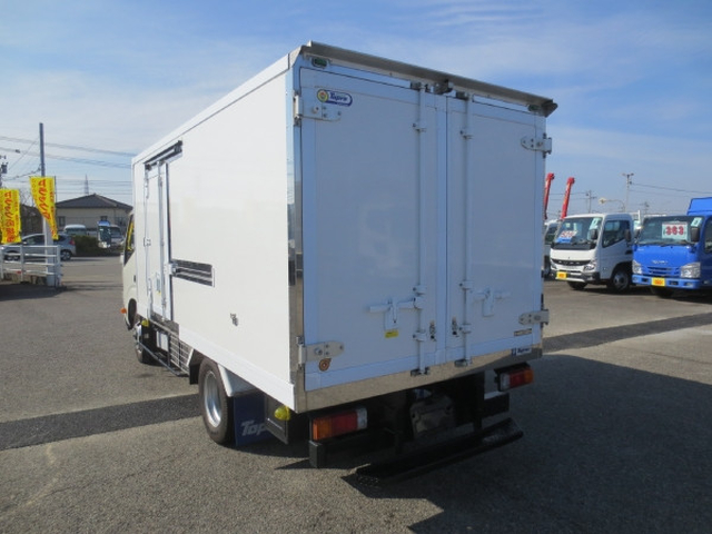 日野 デュトロ 小型 冷蔵冷凍バン 2RG-XZU645M(102490) 5枚目