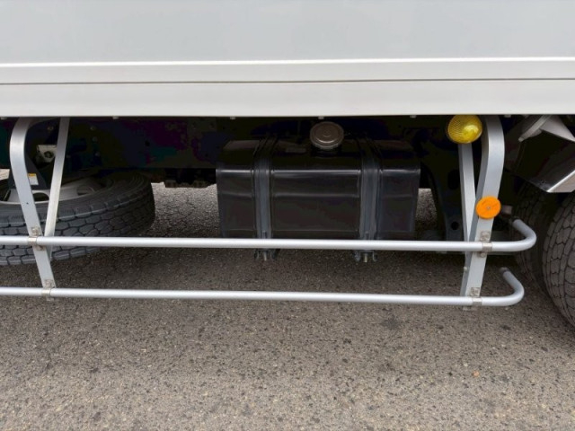 日野 レンジャー 中型 冷蔵冷凍バン 2KG-FC2ABG(102489) 16枚目