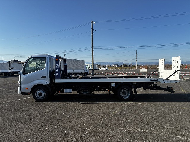 トヨタ ダイナ 小型 キャリアカー 2PG-XZU722(102492) 4枚目
