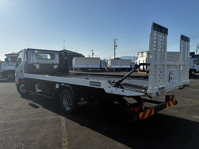 トヨタ ダイナ 小型 キャリアカー 2PG-XZU722(102492) 6枚目