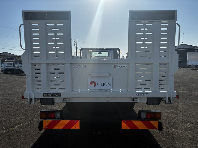 トヨタ ダイナ 小型 キャリアカー 2PG-XZU722(102492) 7枚目