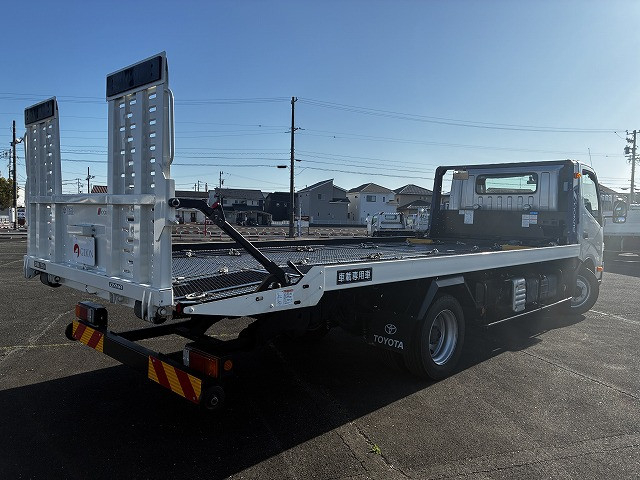 トヨタ ダイナ 小型 キャリアカー 2PG-XZU722(102492) 8枚目
