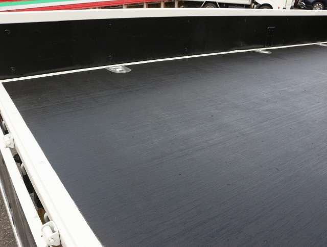 いすゞ エルフ 小型 平ボディ 2RG-NPR88AR(102494) 13枚目