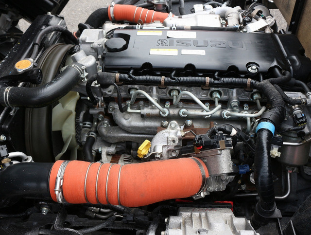 いすゞ エルフ 小型 平ボディ 2RG-NPR88AR(102494) 23枚目